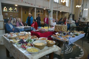 Chatting before lunch